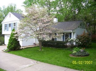 6117 Lundy Pl, Burke, VA 22015