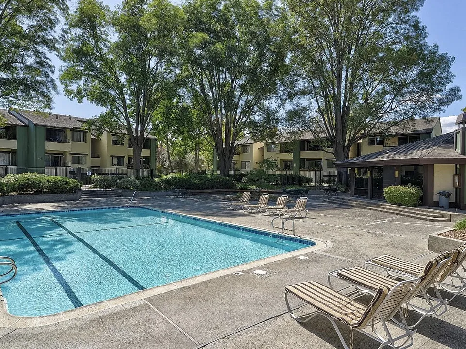 765 San Antonio Rd #37