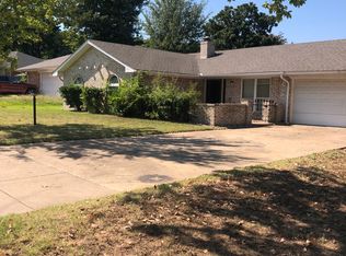 806 Cornish Oak Ct, Arlington, TX 76012
