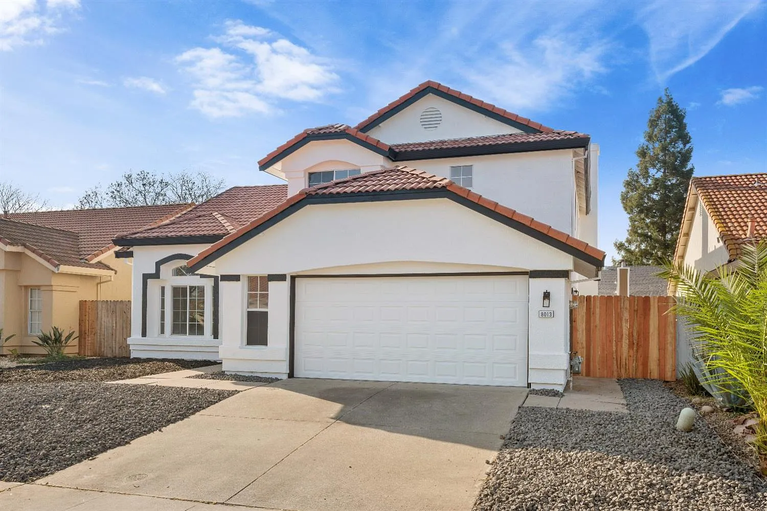 8013 Acappella Cir photo 1