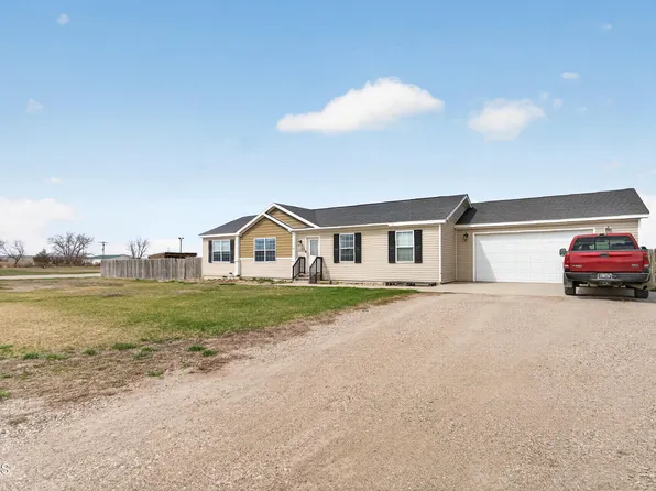 13355 Prairie Meadow St, Williston, ND 58801