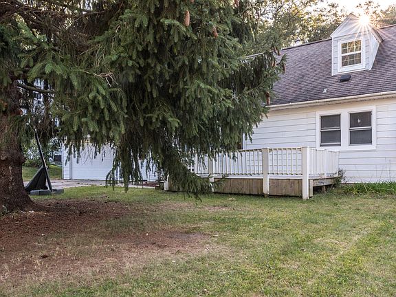 2nd image of 10788 Deerwood Dr SE