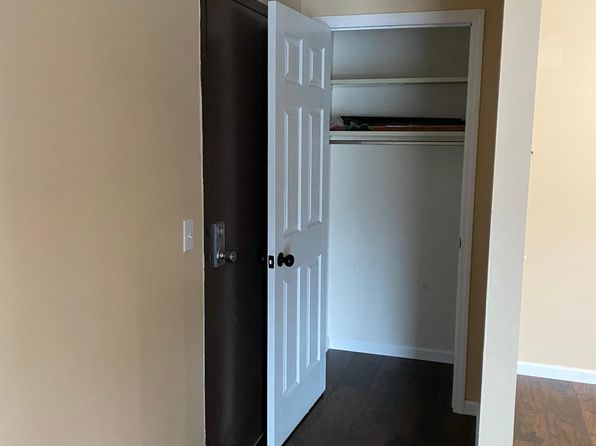 7236 Creekview Dr APT 8