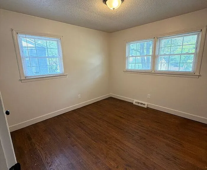 4410 Brooktree Dr — Photo 13