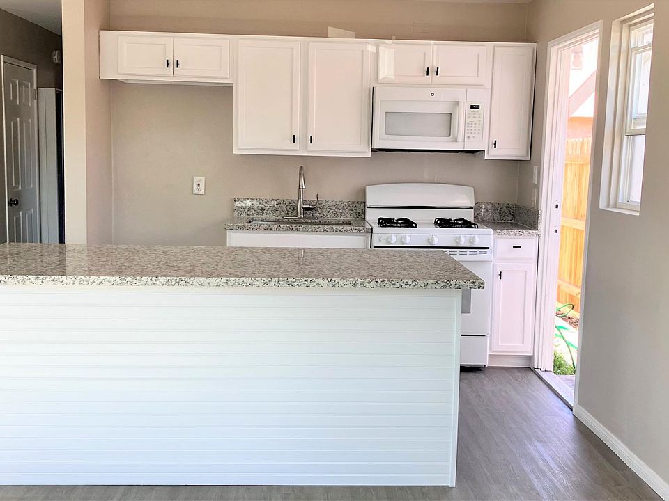 1st image of 0 49th St