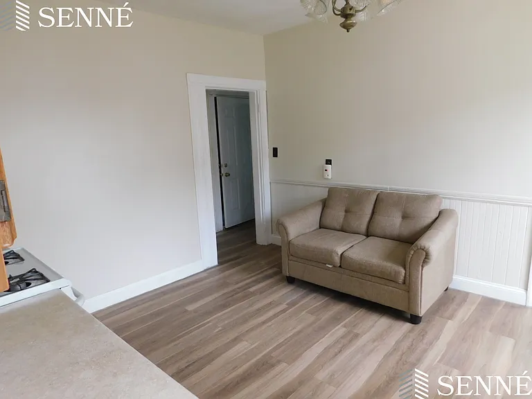 81 Merriam St #3 — Photo 6