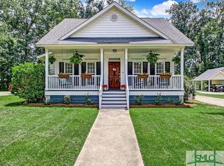 35 Cottage Ct, Richmond Hill, GA 31324