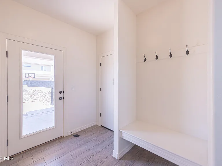 2725 Mike Price Dr — Photo 9