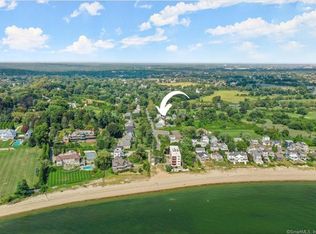 1233 S Pine Creek Rd, Fairfield, CT 06824