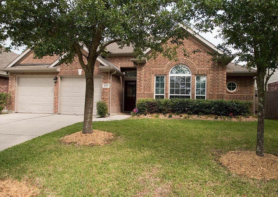 1st image of 25537 Oakhurst Forest Dr
