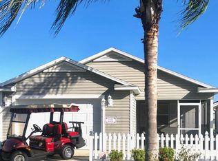 2457 Upton St, The Villages, FL 32163