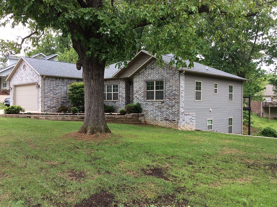 1st image of 8195 Fairway Dr