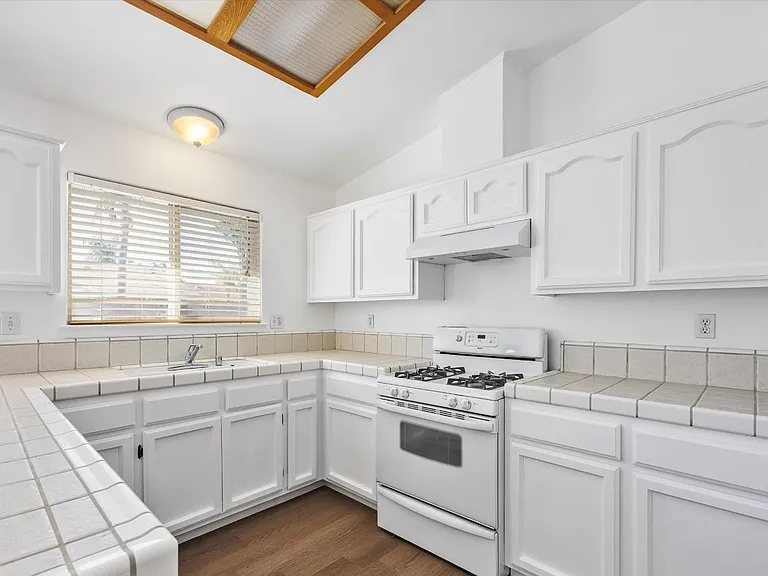3921 White Sands Dr — Photo 12