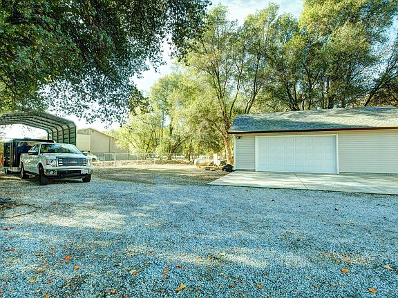 4th image of 21911 Beryl Dr