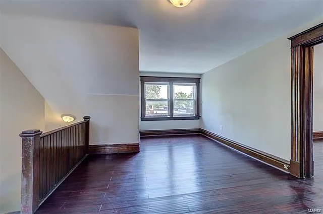 5779 Pershing Ave — Photo 32