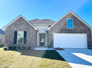 111 Interpreter St, Youngsville, LA 70592
