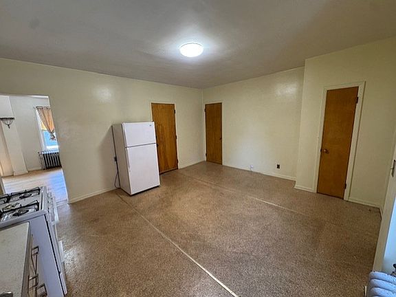 5th image of 29522 Euclid Ave APT 2