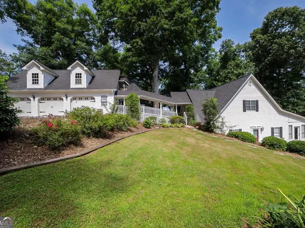 2230 E Lake Dr NE, Conyers, GA 30012