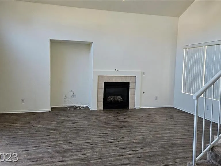 1821 Sierra Oaks Ln — Photo 3