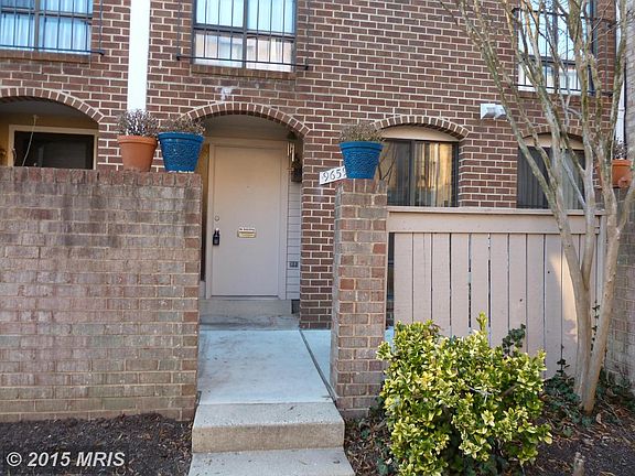 3rd image of 9659 Brassie Way