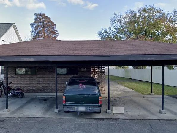 711 Marais St APT A, Chalmette, LA 70043