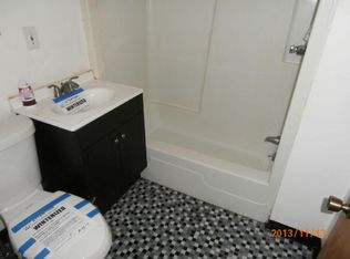 2683 S 7th St, Milwaukee, WI 53215