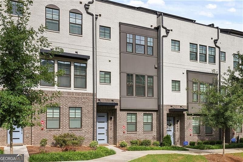 1st image of 1332 Booth Ave NW