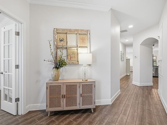 5th image of 472 Cocobolo Dr