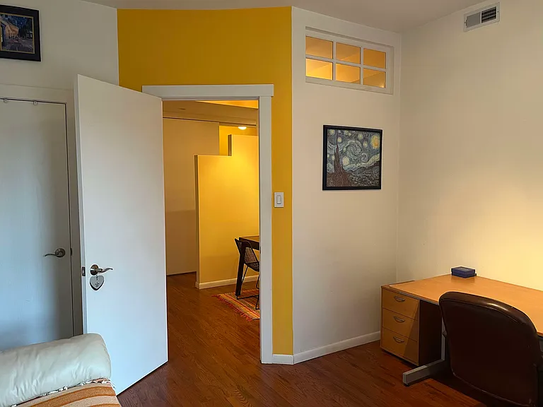 1024 E 52nd St #1 — Photo 16