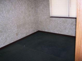 892 Emerald Ave NE, Grand Rapids, MI 49503