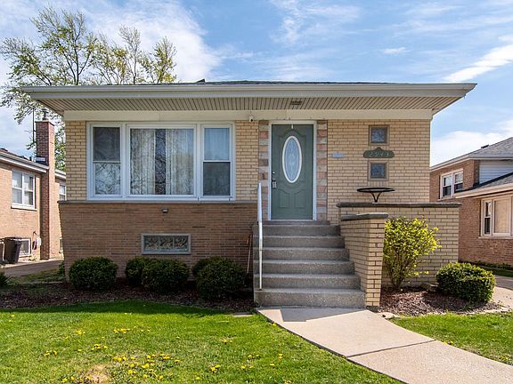 2nd image of 2943 W 100th Pl