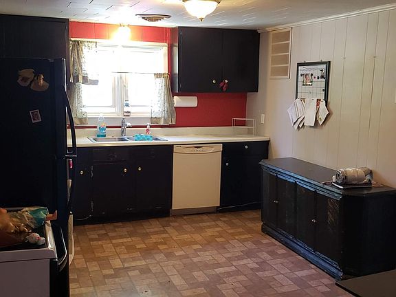 Kitchen, Dishwasher and Electric Stove Range