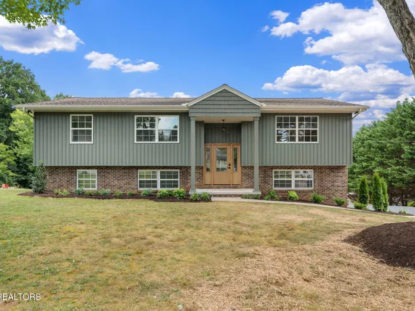 1205 Hoss Rd, Powell, TN 37849