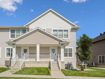 2462 Roycroft Aly, Marion, IA, 52302