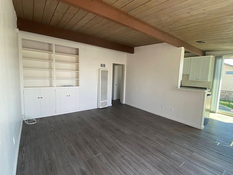 1st image of 1536 Moorland Dr #5