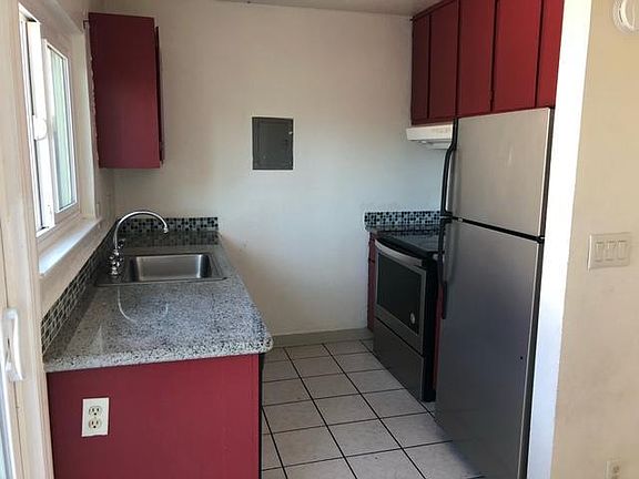 5th image of 268 Marylinn Dr #4
