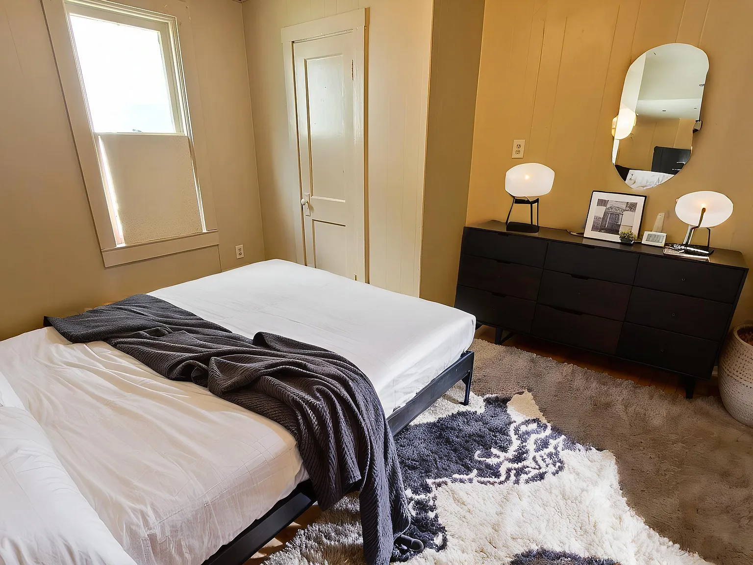 1 bed, 700 sqft, $695 — Photo 2