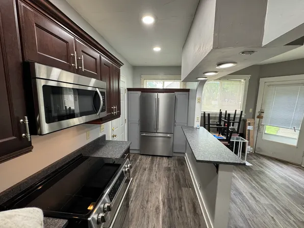 706 E Illinois Ave #1, Morris, IL 60450