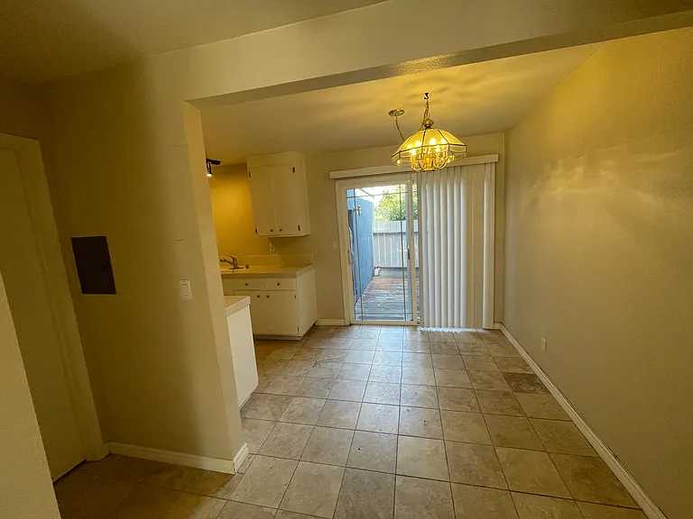 7555 Sunset Way #18 — Photo 3