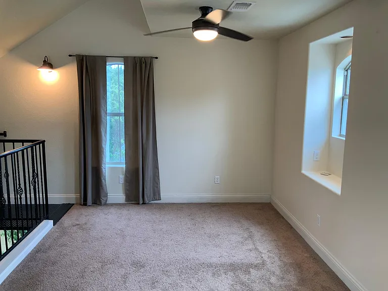 431 Irvington Dr — Photo 31