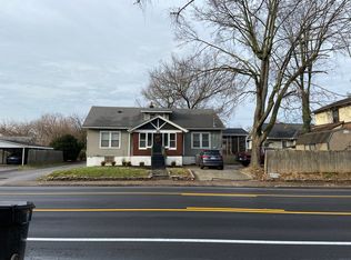 3605 Lexington Rd, Louisville, KY 40207