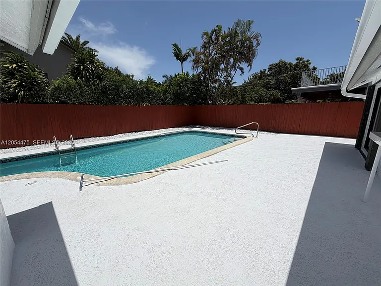 14271 SW 107th Ter — Photo 9