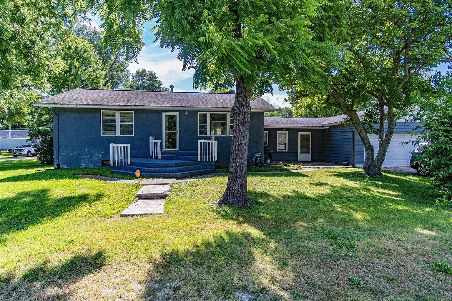 4921 Hills St photo 1