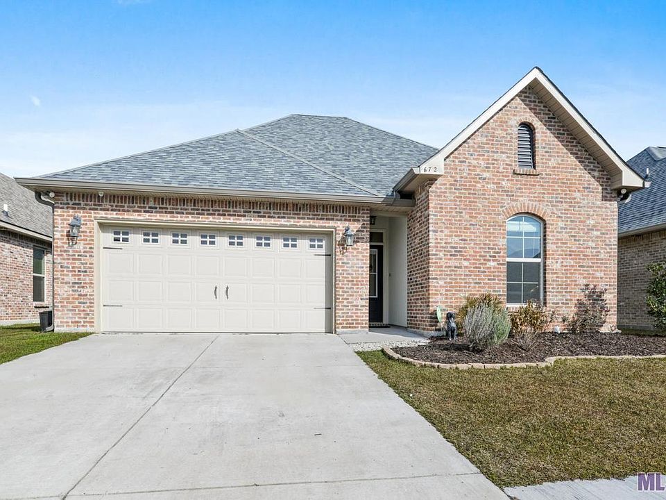 1st image of 672 Elliston Dr