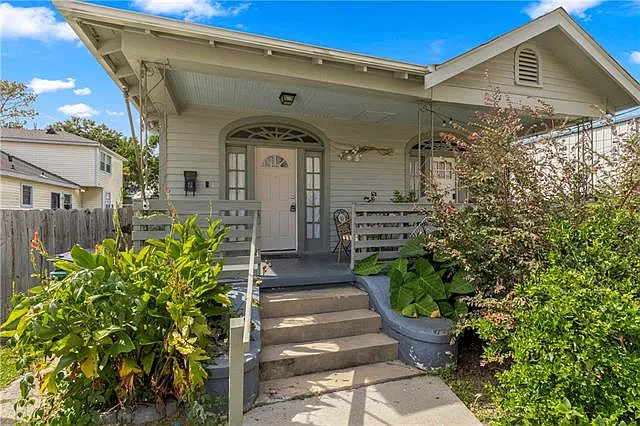 2 bed, 1.0 bath, 850 sqft, $1,400 — Photo 2