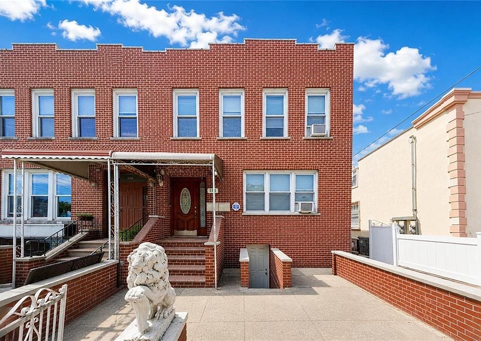 1st image of 136 Bay 38th St