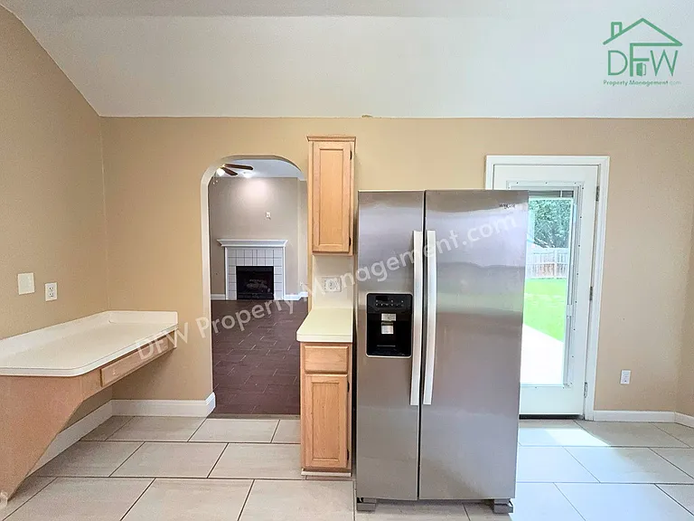 317 Oak Meadow Ln — Photo 9
