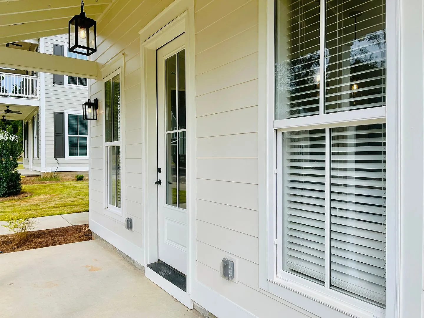 107 Gardenia Lane — Photo 3