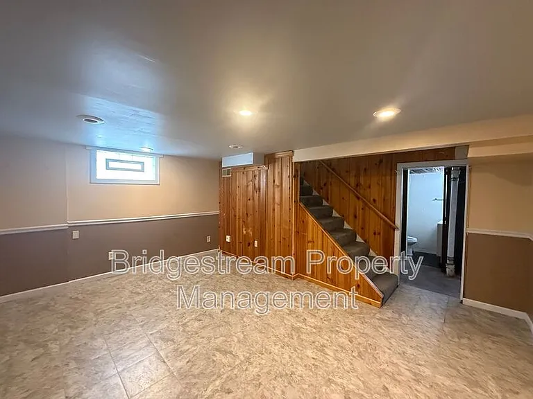 4040 Elliot Ave — Photo 10