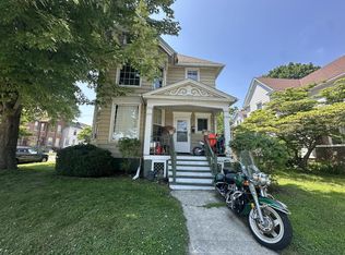 1600 N Main St #1/2, Racine, WI 53402